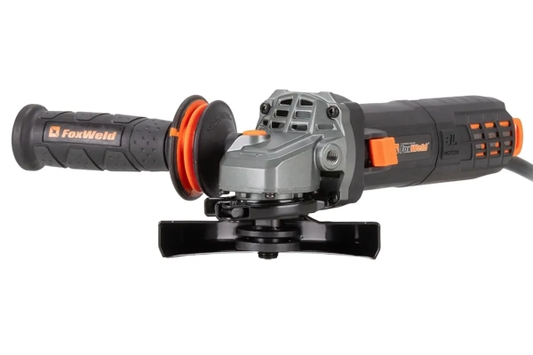 Шлифмашина угловая Foxweld Industrial AG 125-1600 XE  125мм 1600Вт 9500 об/мин. 6 скоростей, бесщёто